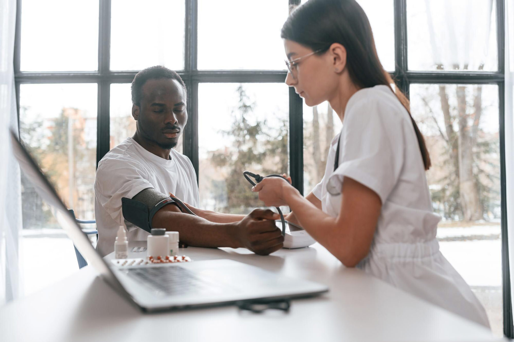 Unlocking the Benefits of Personalised Employee Health Consultations: Boosting Wellbeing and Compliance